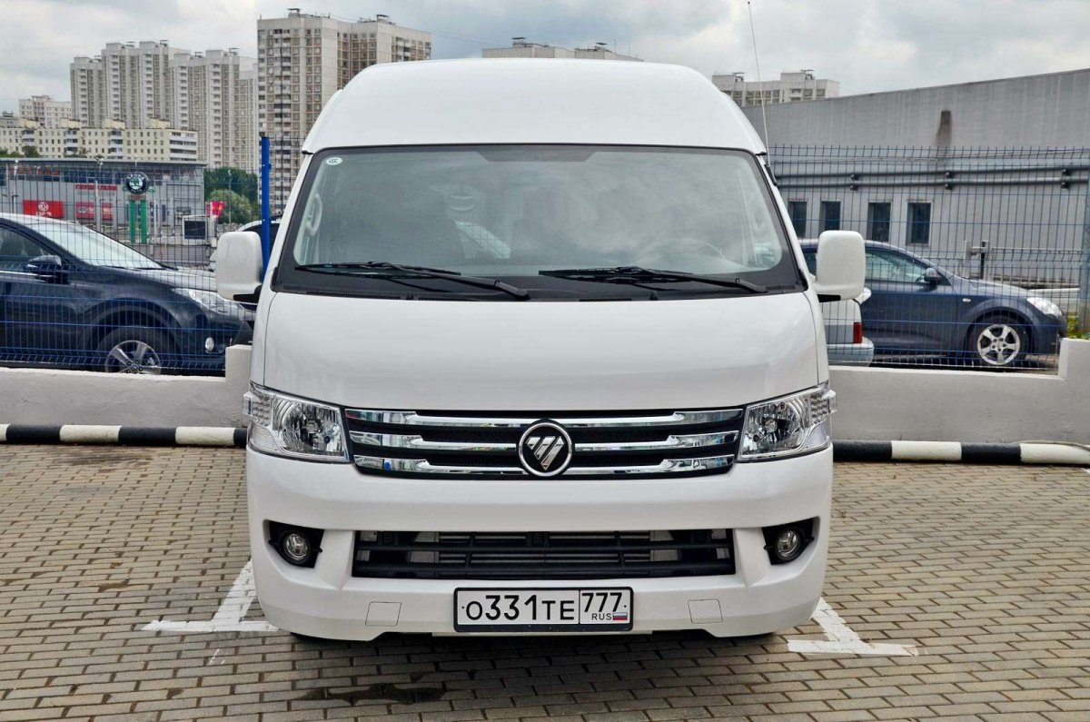 Китайский микроавтобус