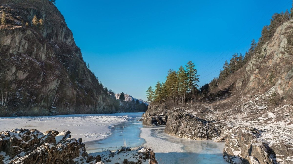 Белокуриха река Катунь