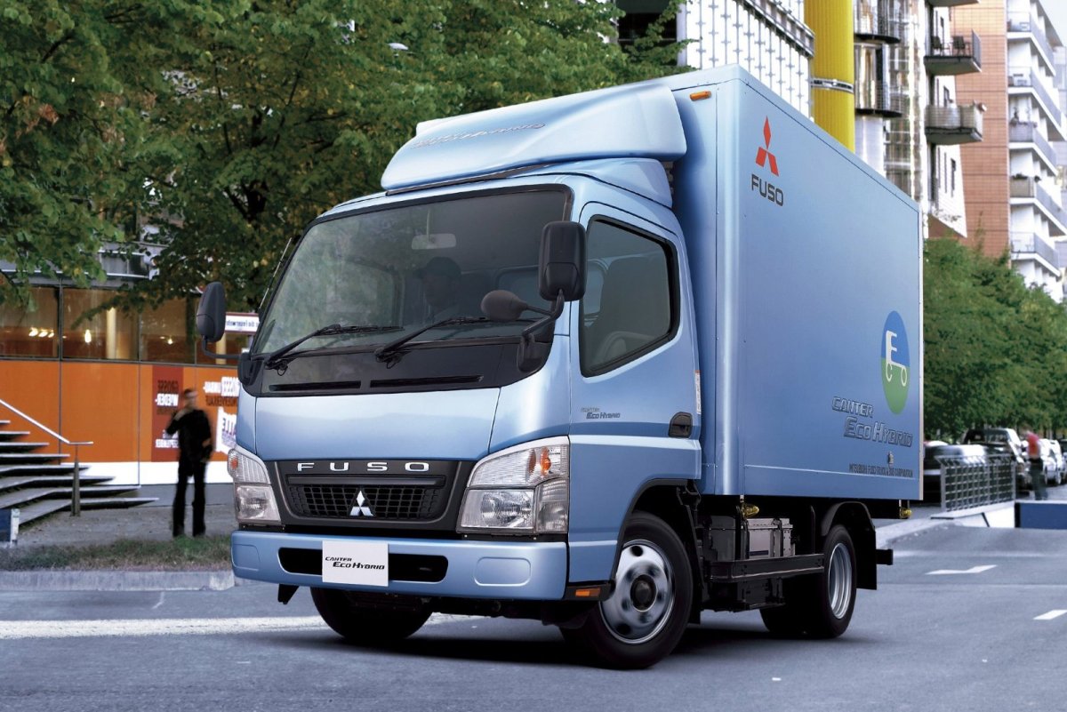 Mitsubishi Fuso Canter е