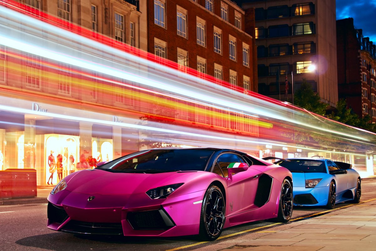 Lamborghini Aventador lp700 розовый
