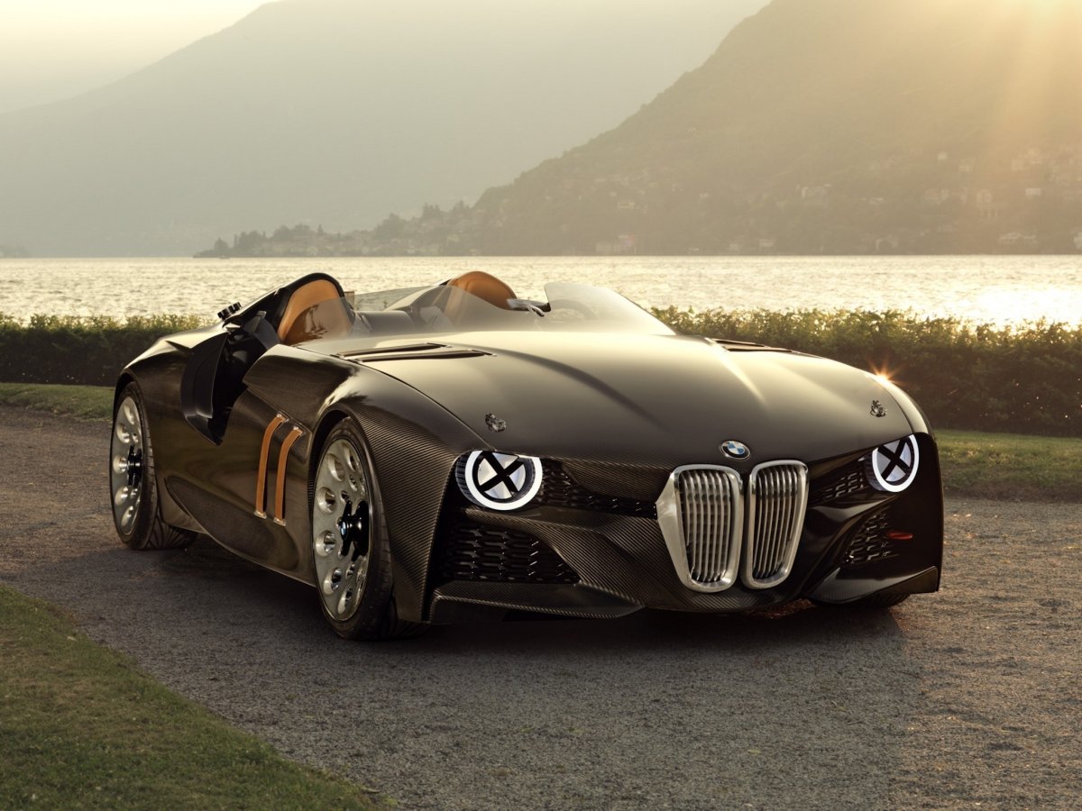 BMW 328 hommage