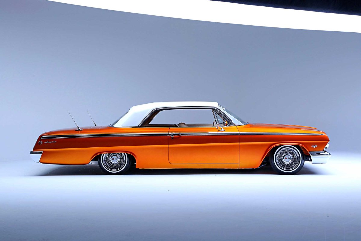 Impala Lowrider сбоку