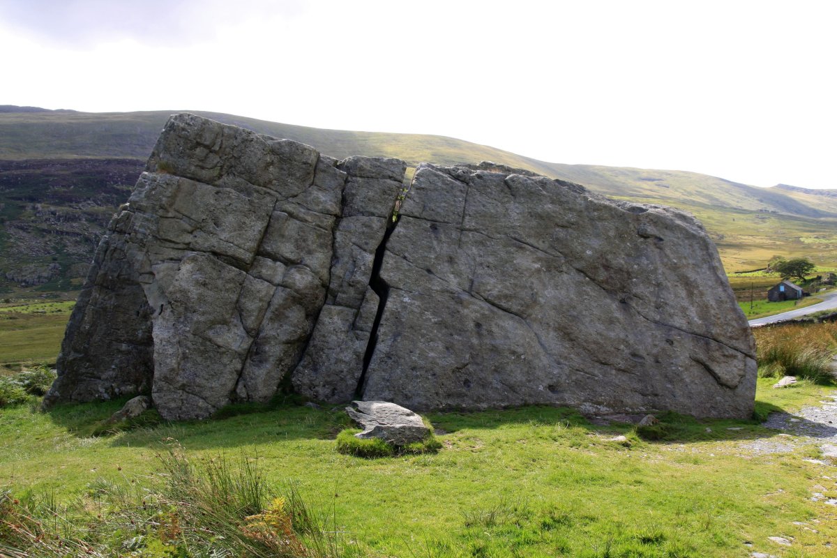 Stone Cliffs