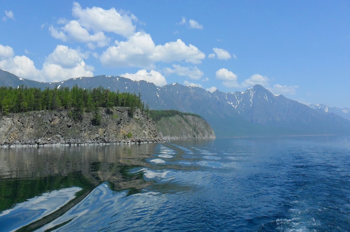 Байкальский горный хребет