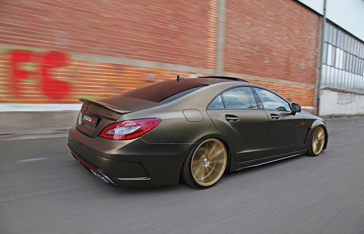 Мерседес банан CLS 350