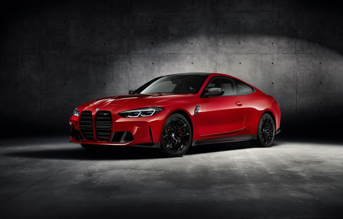 BMW m4 красный Торонто
