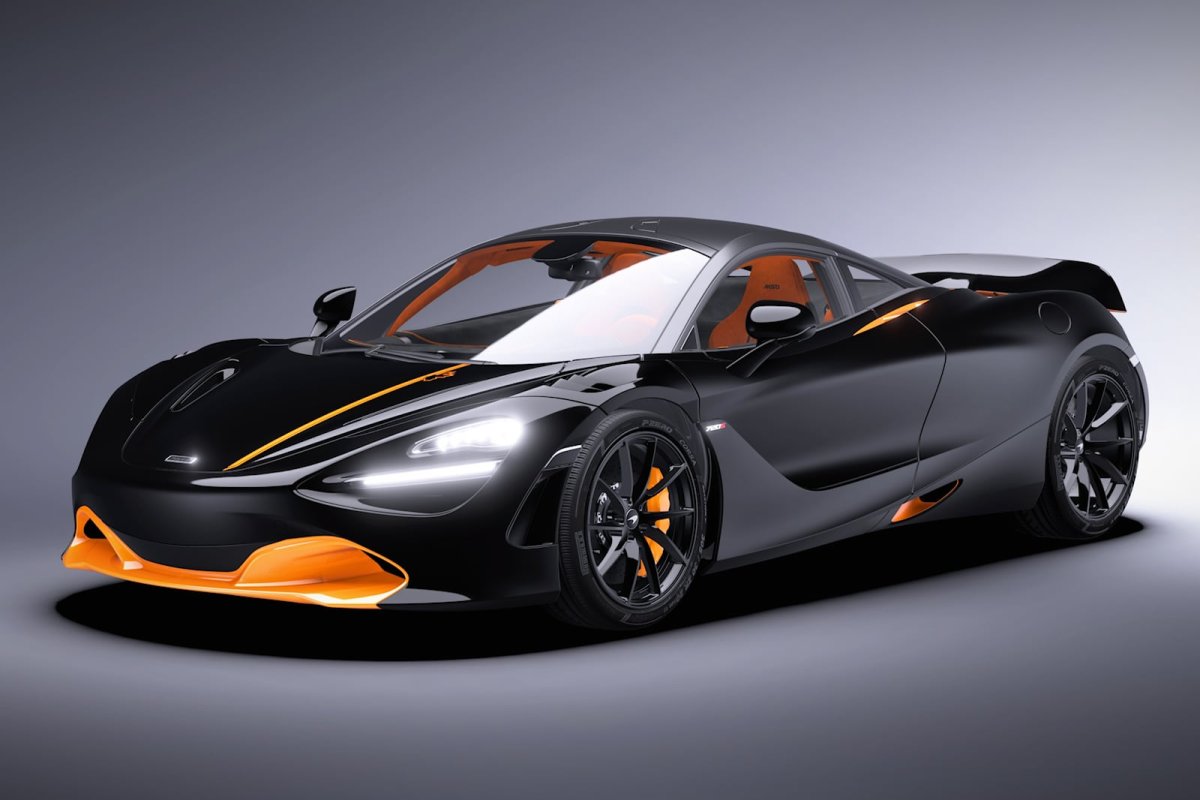 MCLAREN 720s Silverstone фиолетовый