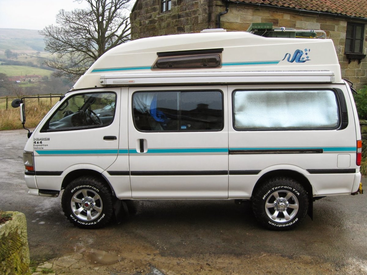 Toyota Hiace Camper 4wd