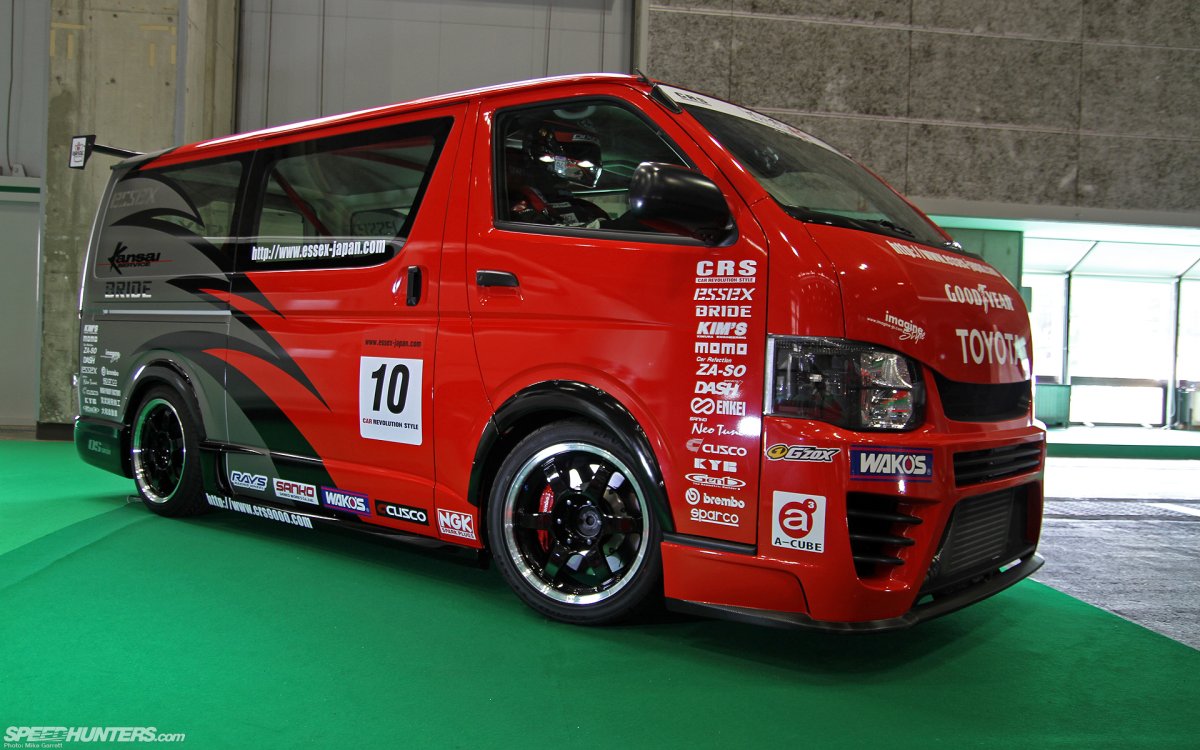 Toyota Hiace дрифт