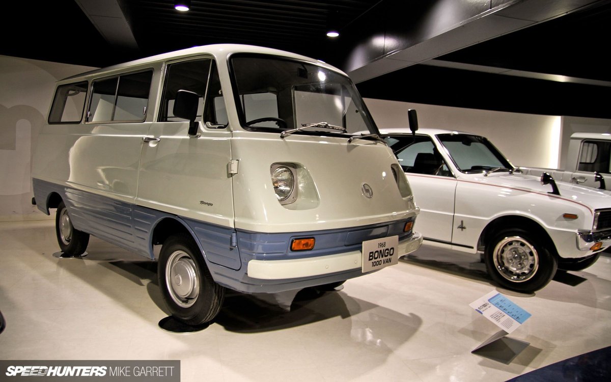 Mazda Bongo Кей кар