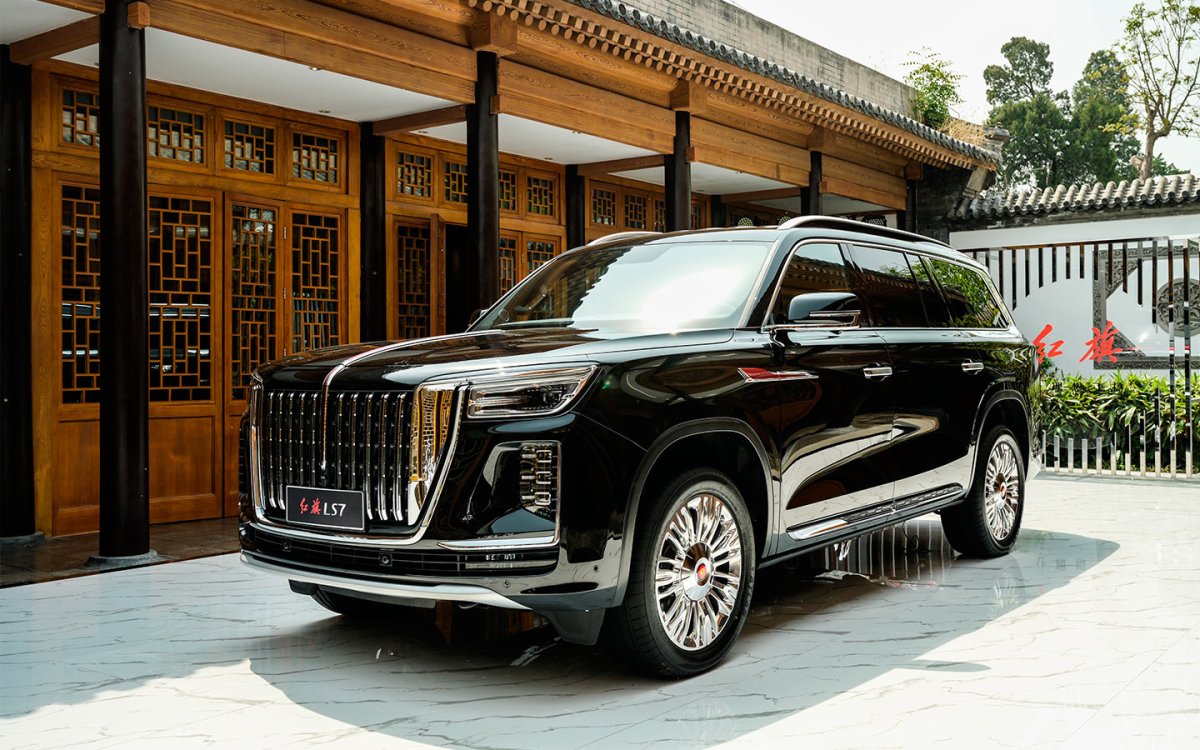Китайский джип Hongqi