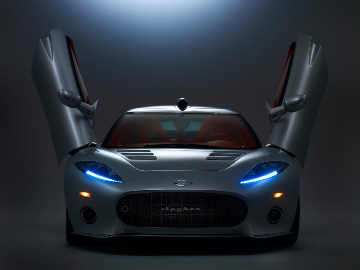 Spyker c8 Aileron lm85