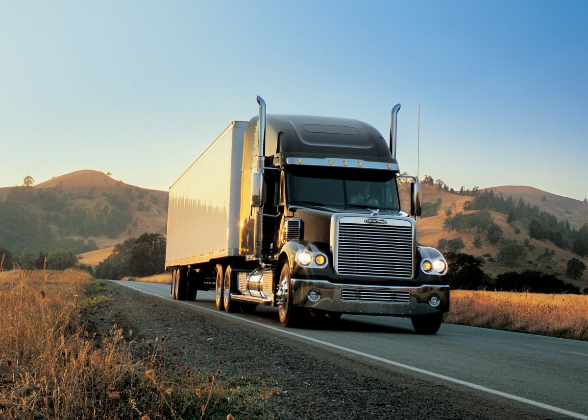 Американский грузовик freightliner