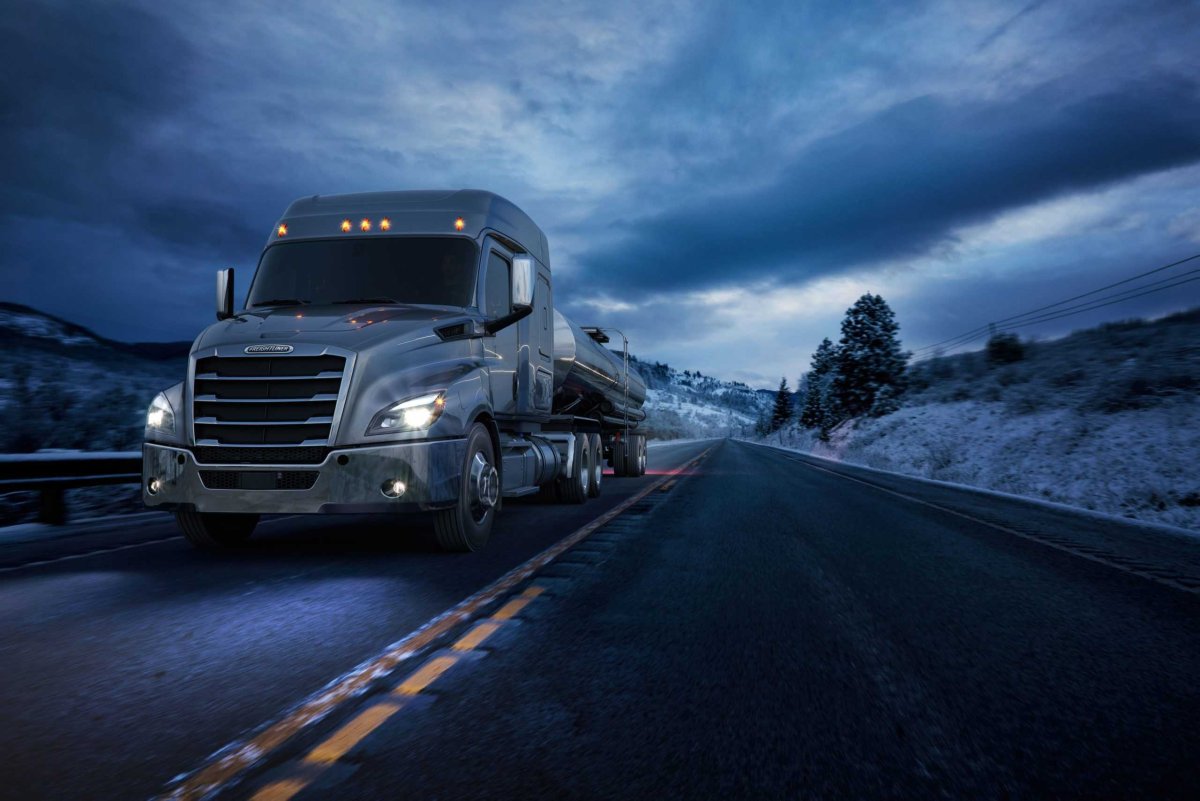 Грузовики freightliner