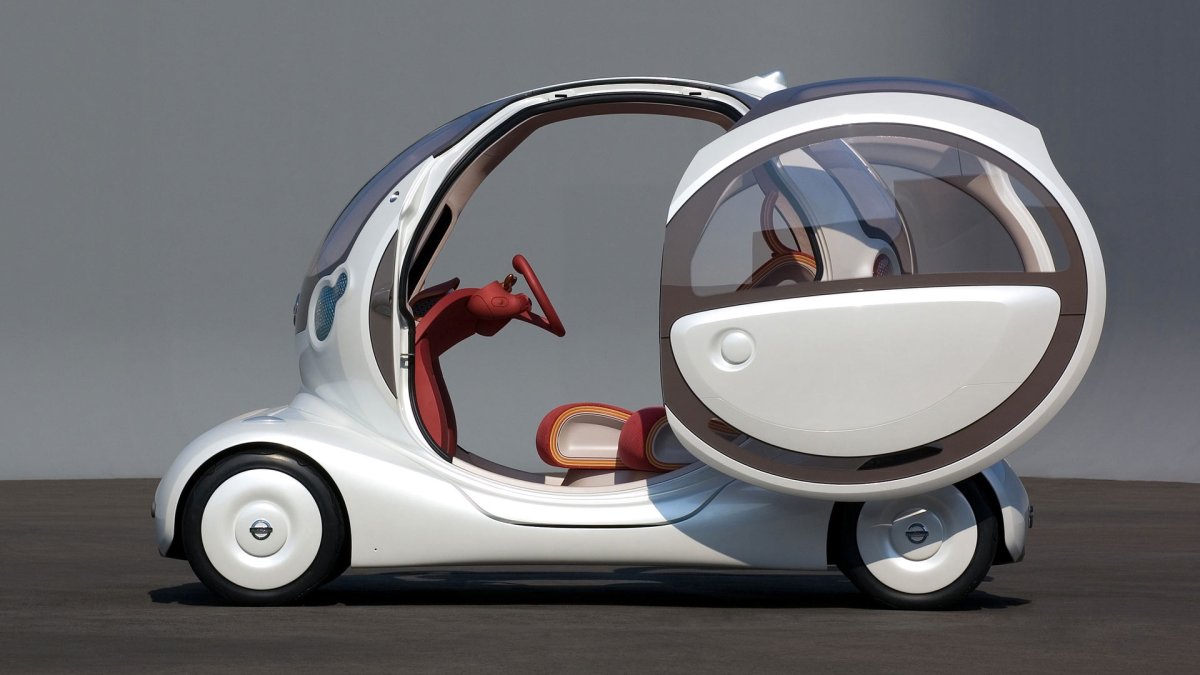Nissan pivo 2005
