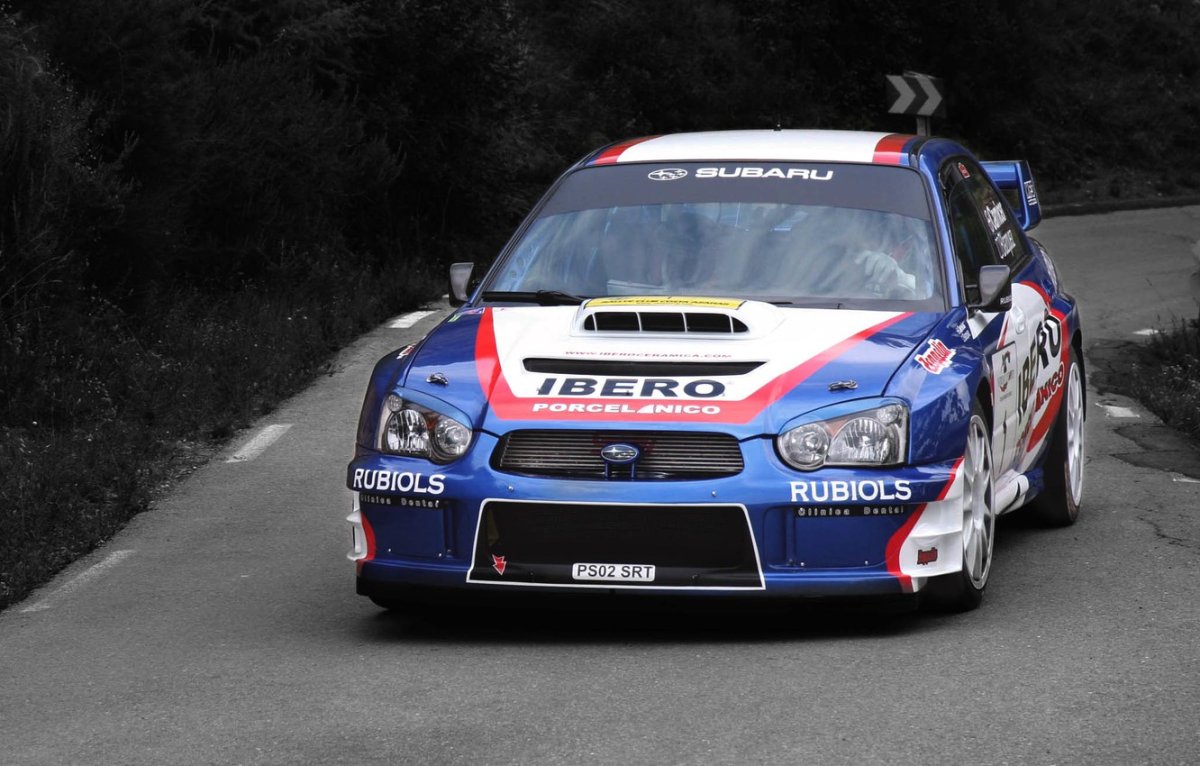 Гоночная Субару WRX