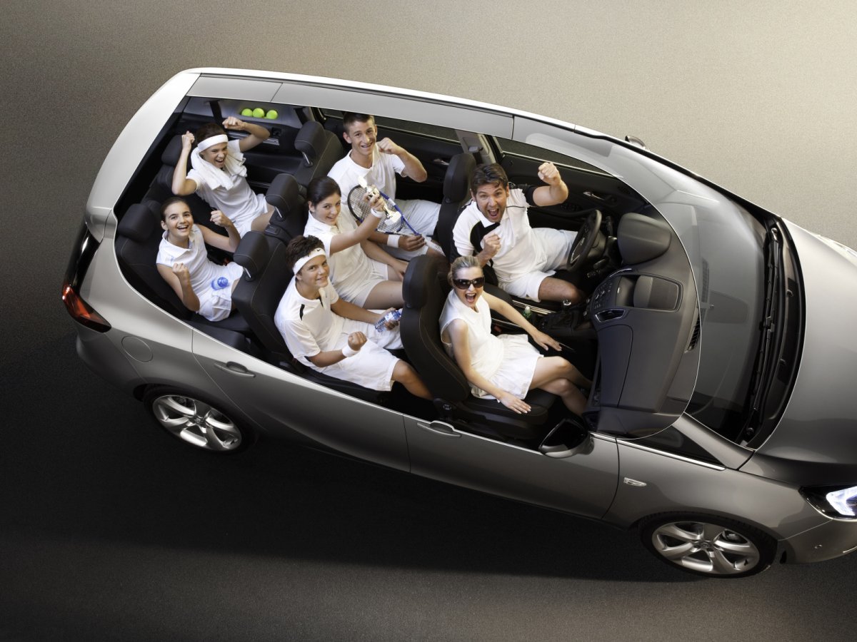 Семиместные автомобили 2022