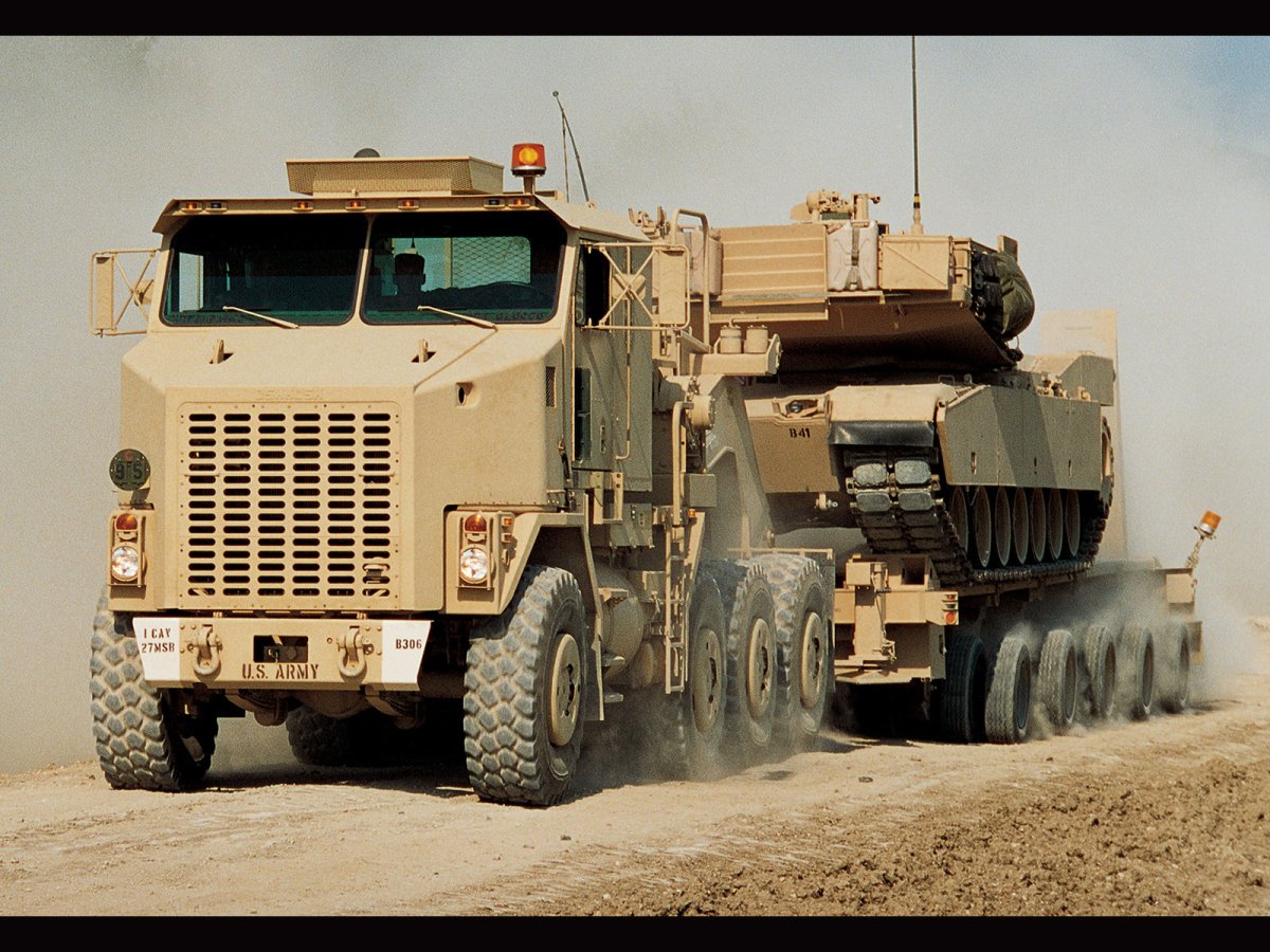 Танковый тягач Oshkosh m1070