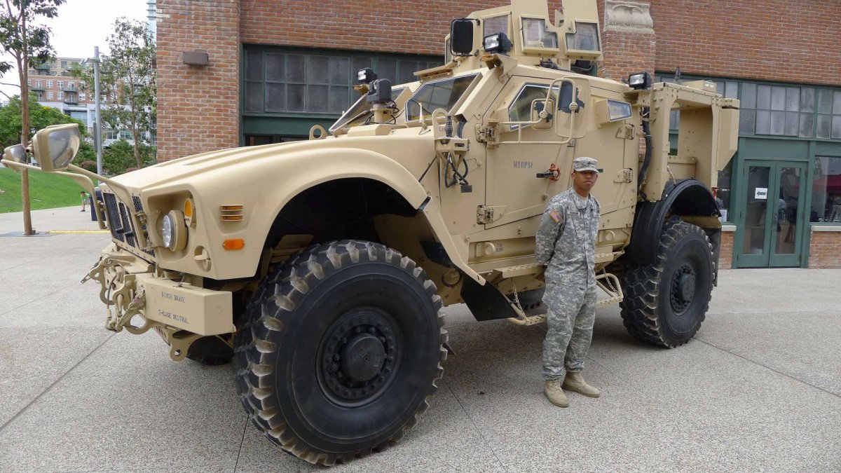 Hummer h1 черный