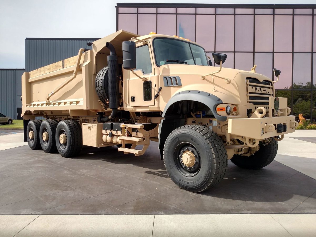 Mack m917a3