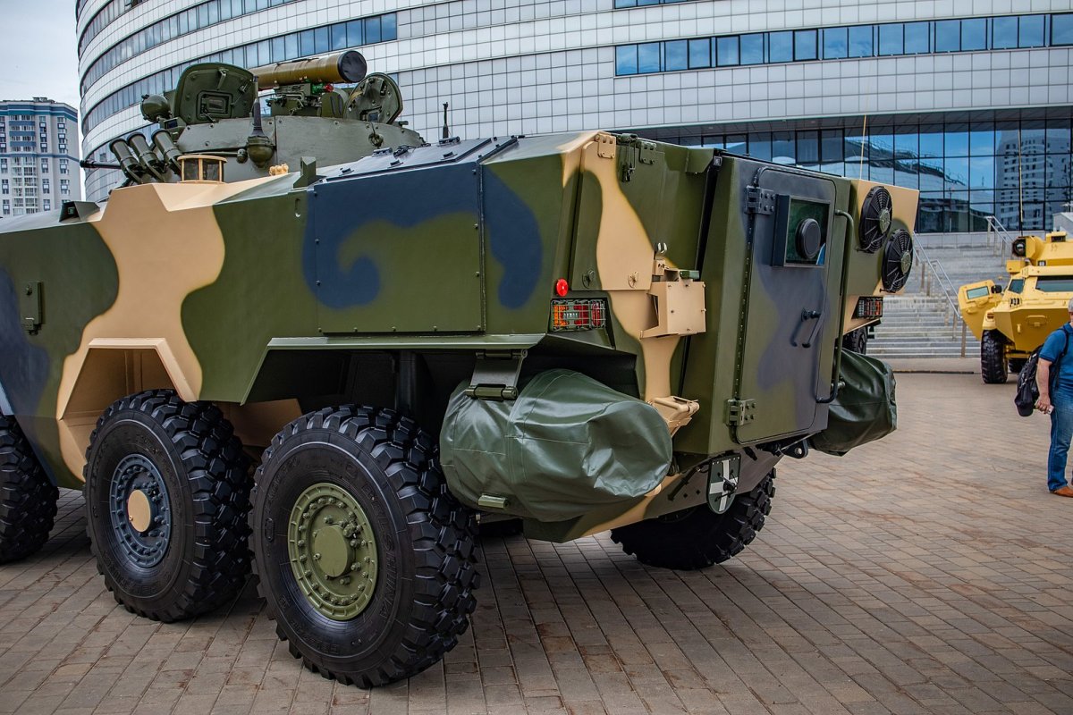 Белорусский БТР Волат v2