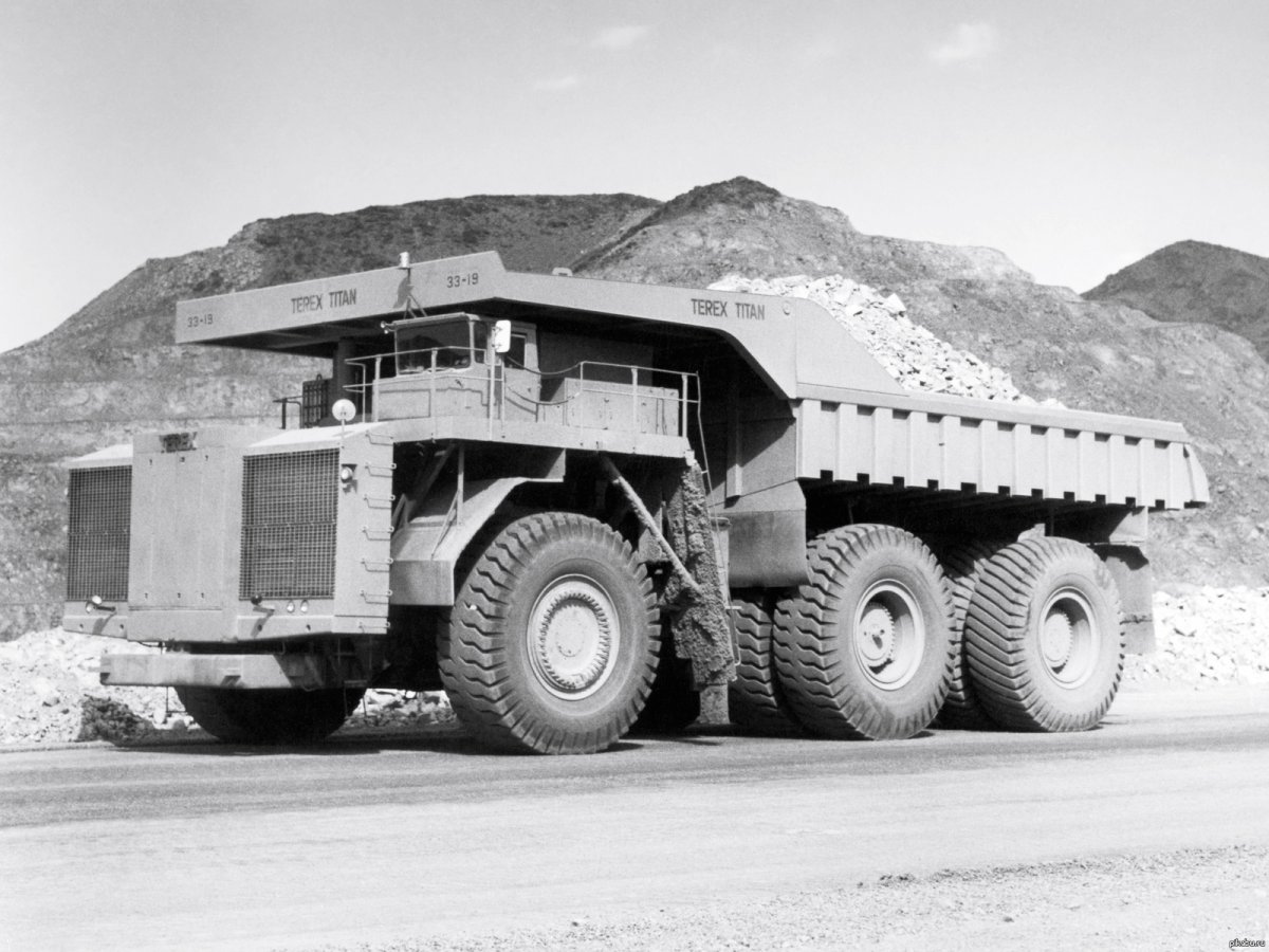 Terex 33-19 Titan