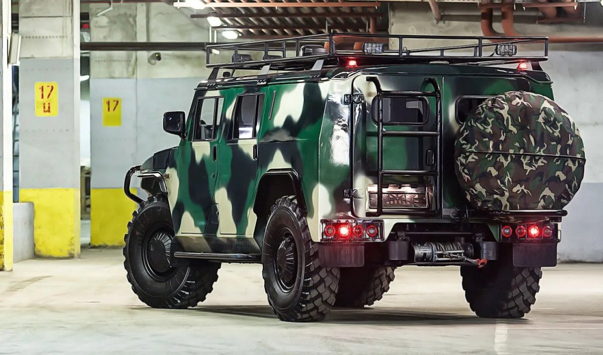 ГАЗ 2330 бронированный