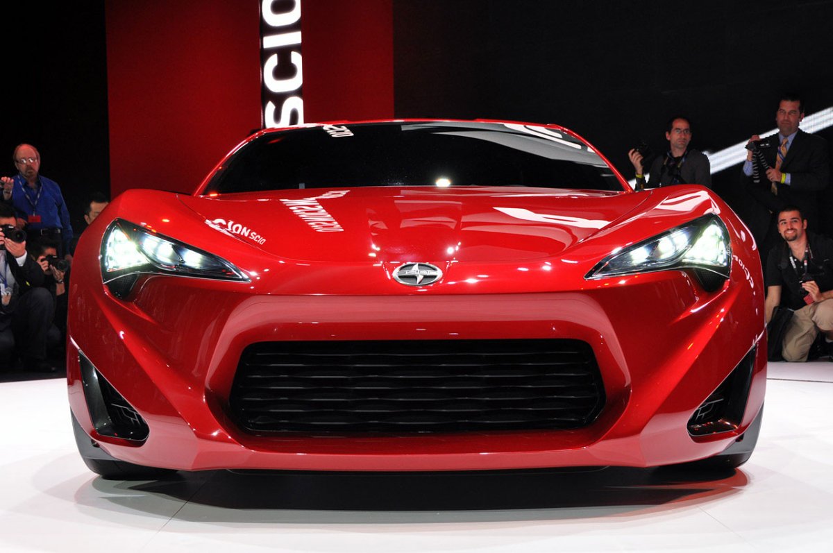 Scion fr-s 2016