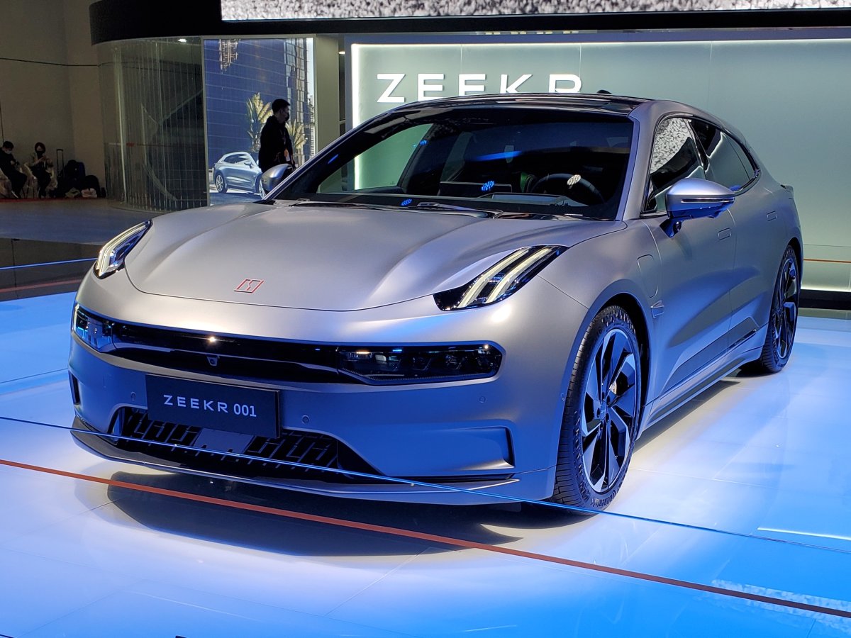 Электрокар zeekr 001