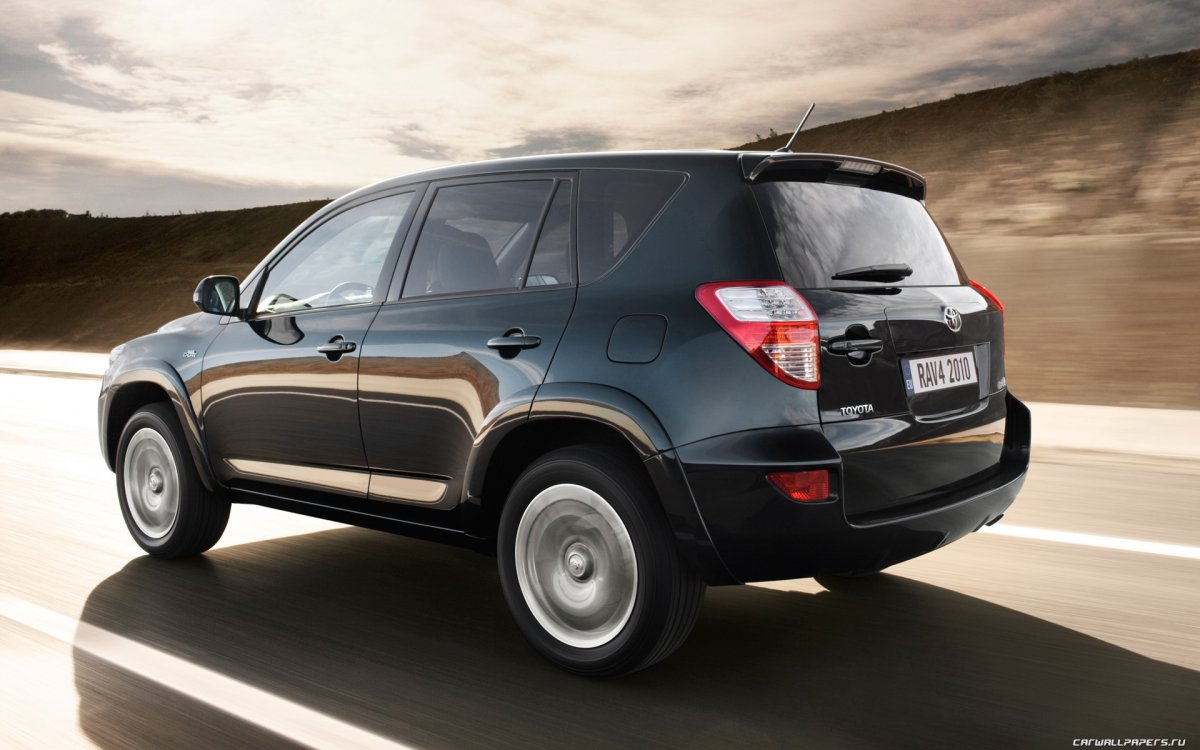 Toyota rav4 кроссовер
