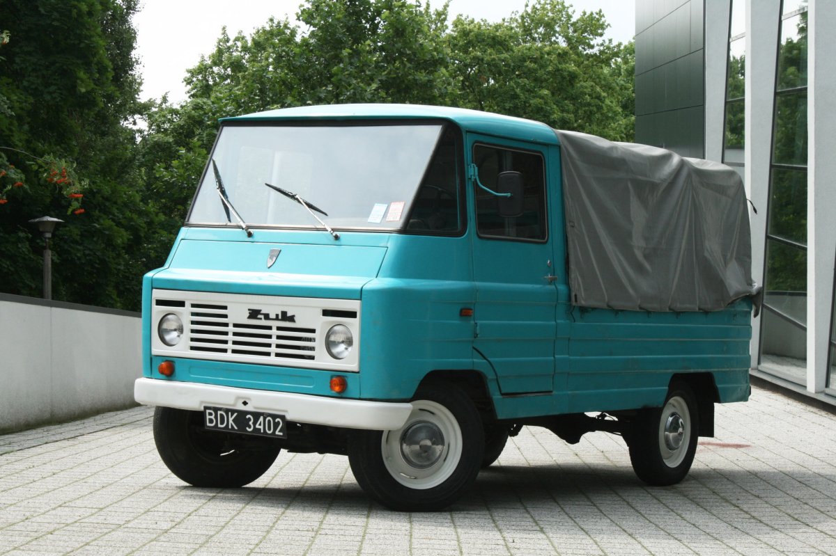 Автомобиль ZUK a06