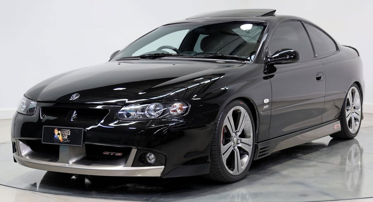 Автомобиль HSV GTS Coupe