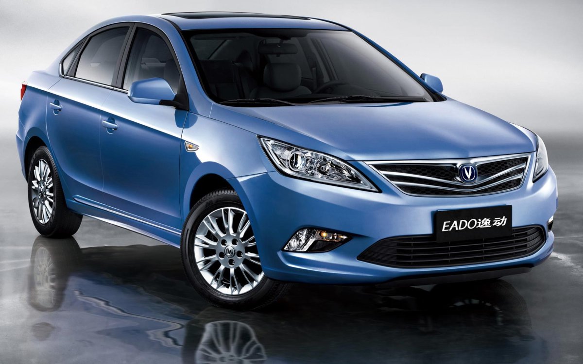 Чанган Eado