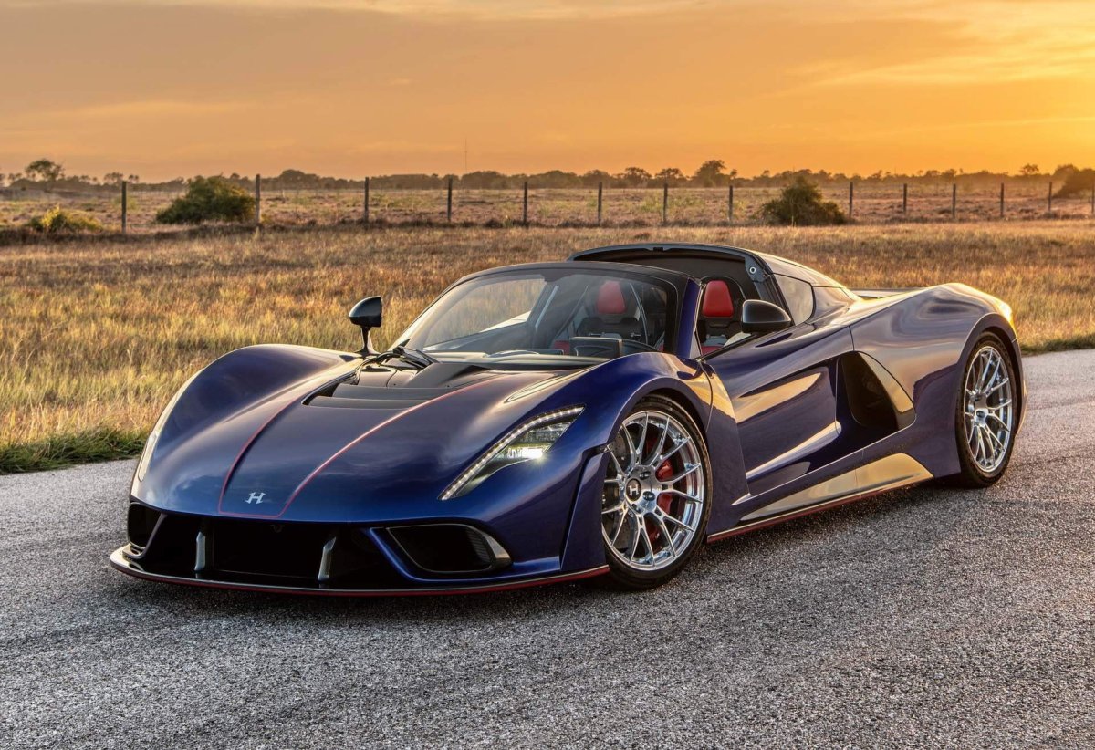 Hennessey Venom f5 зимой