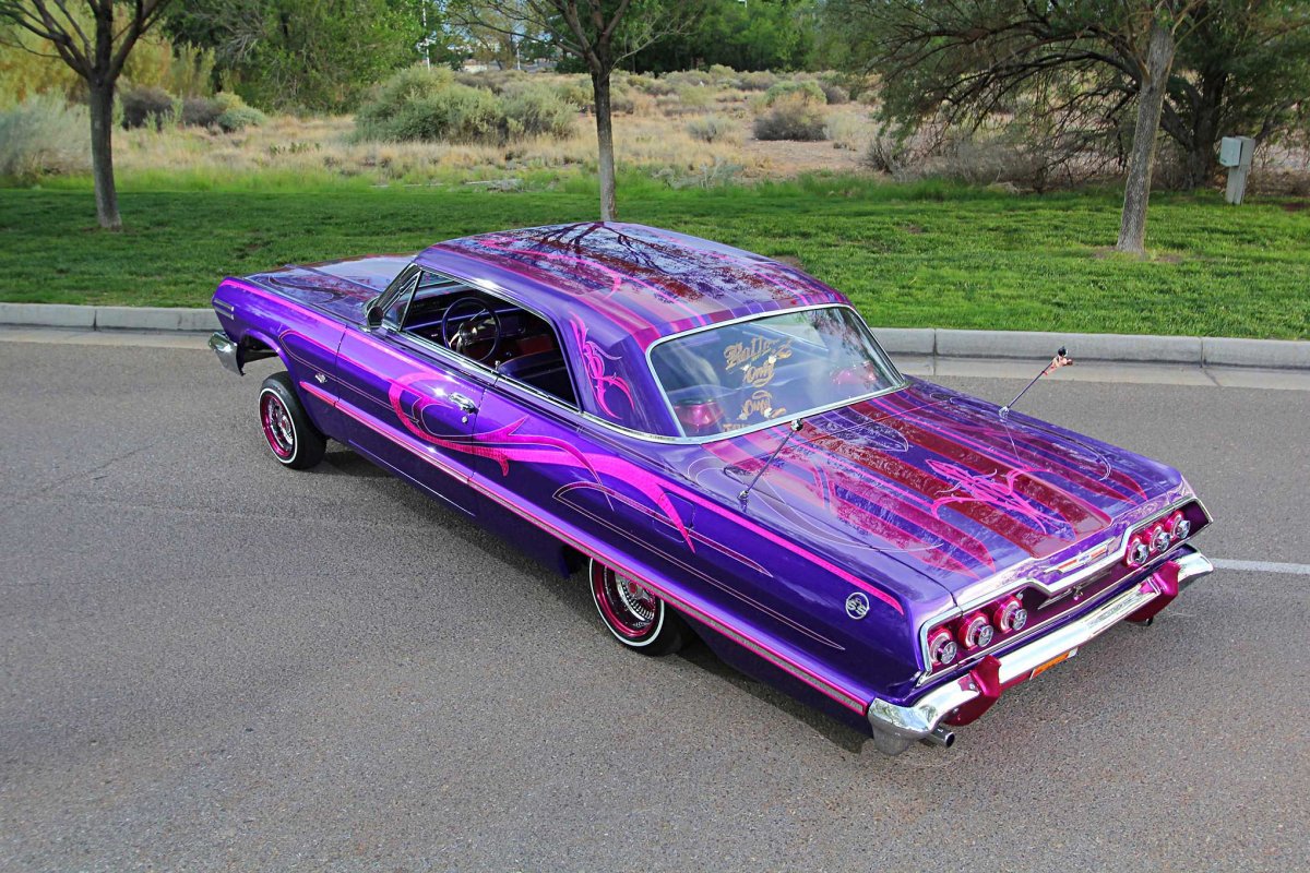 Chevrolet Impala лоурайдер