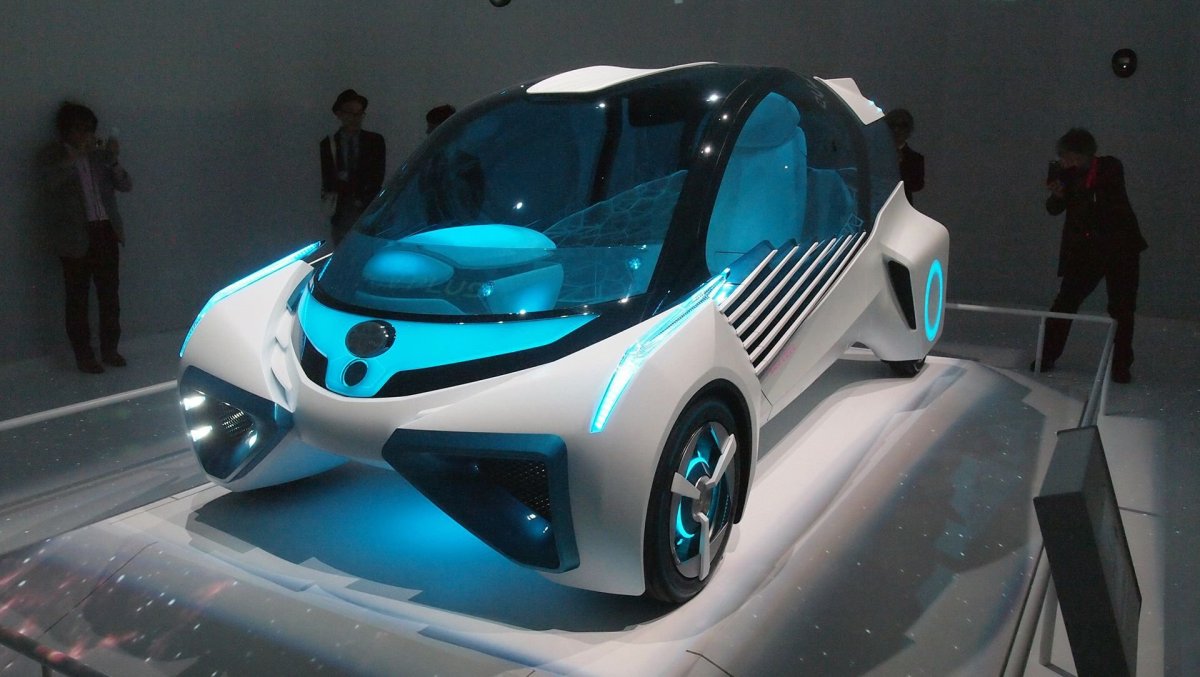 Водородный концепт-кар Toyota FCV Plus