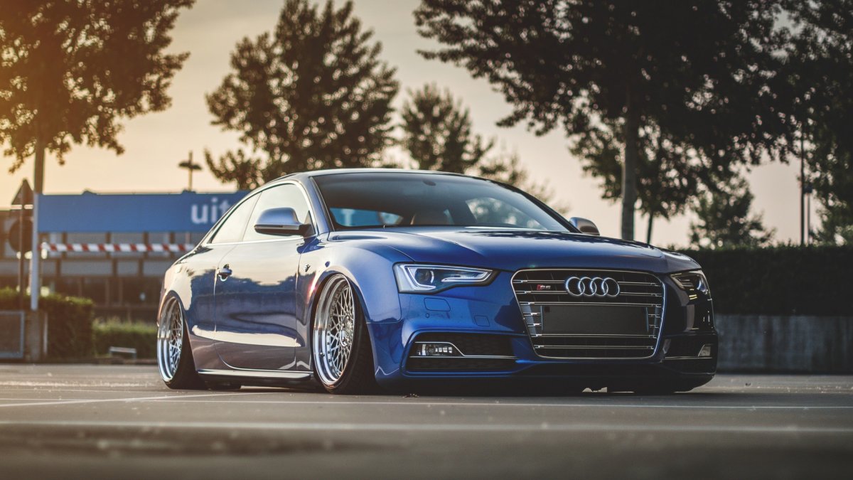 Audi rs5 stance