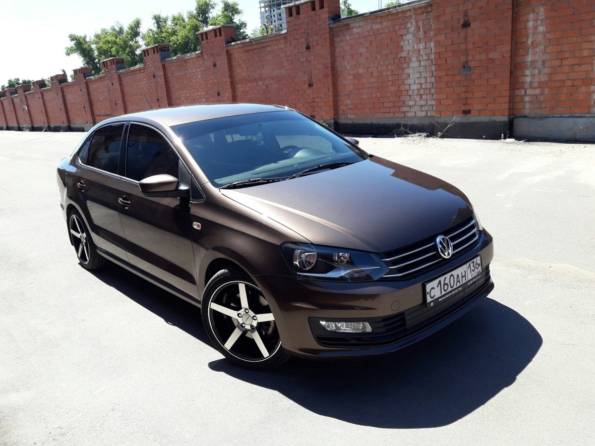 Volkswagen Polo r sedan
