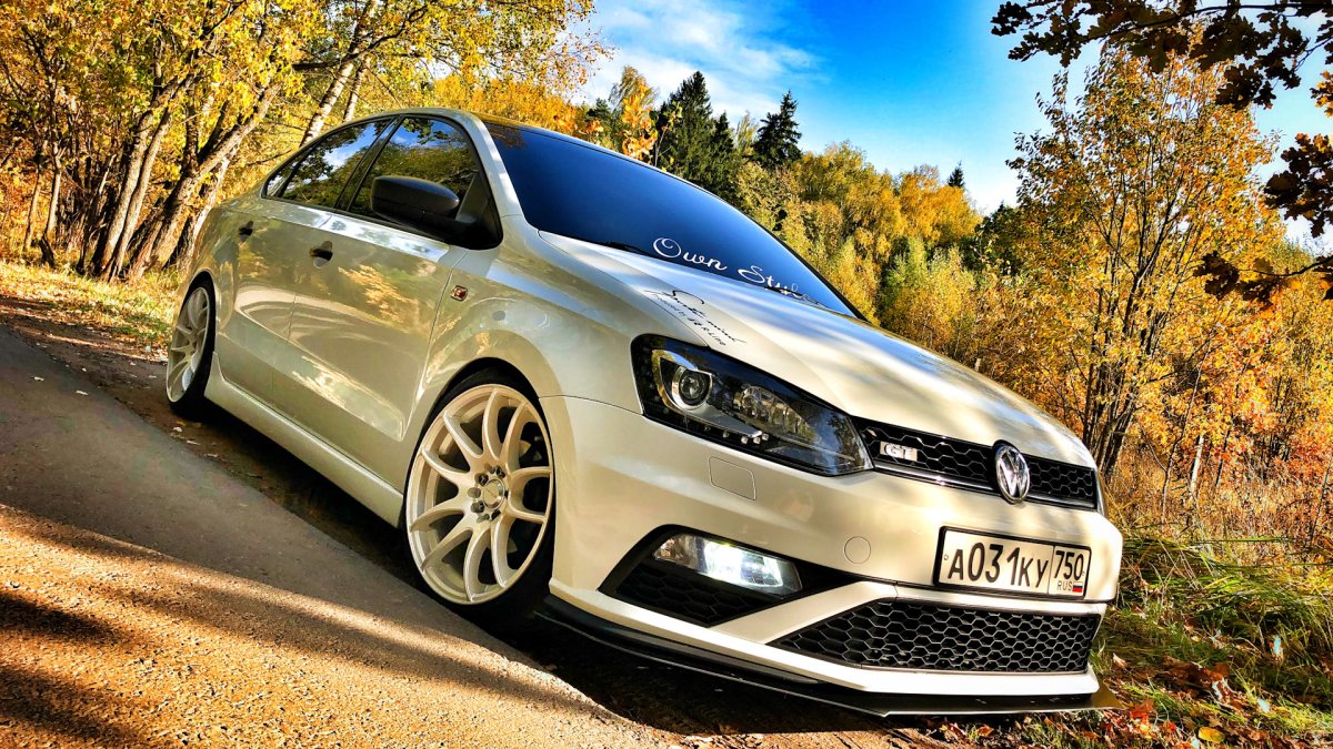 Volkswagen Polo sedan gt r17