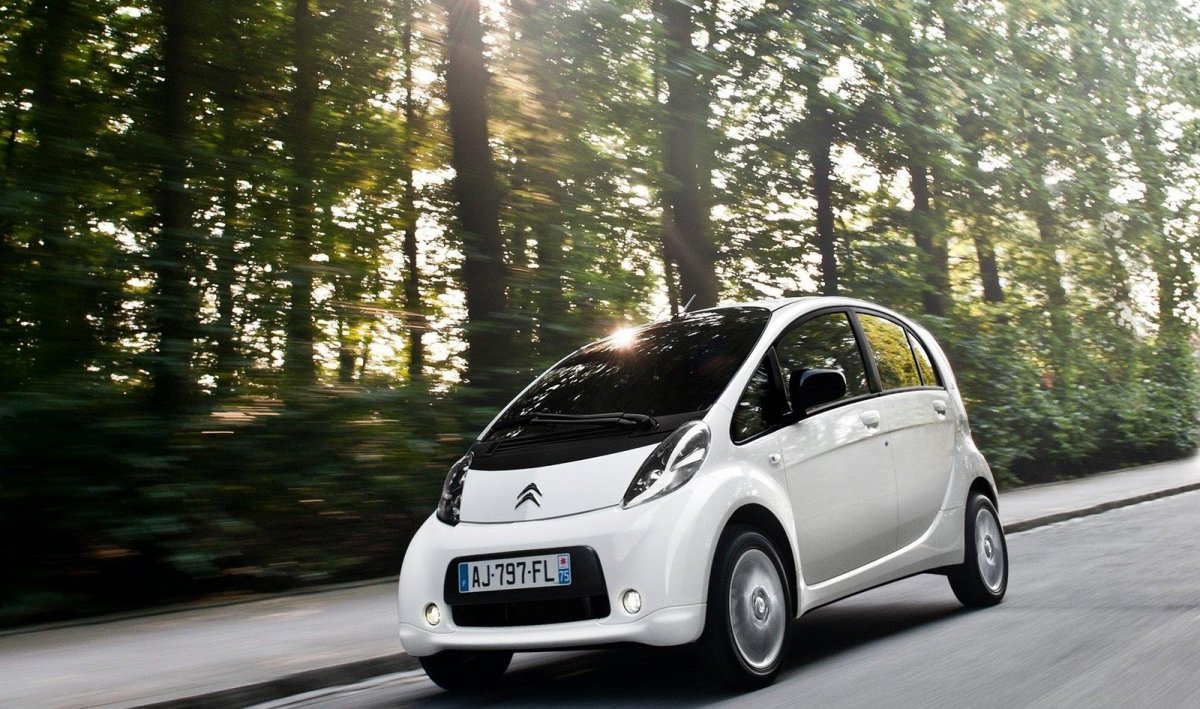 Citroen c-Zero ( электромобиль