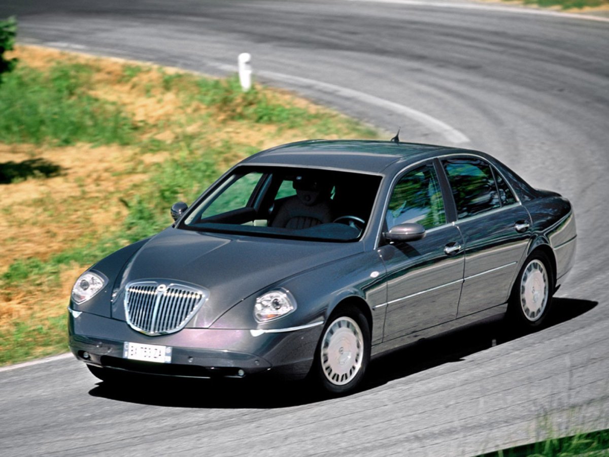 2002 Lancia thesis