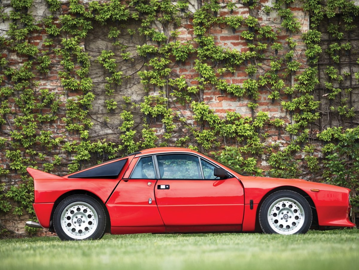 Lancia 037