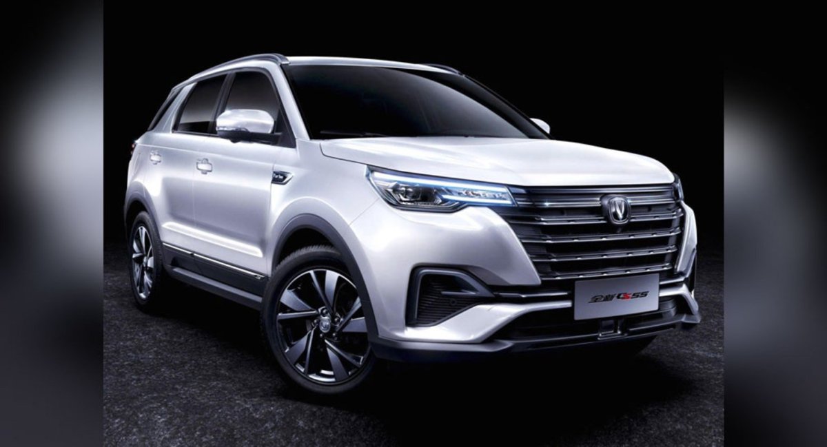 Китайский кроссовер Чанган cs55