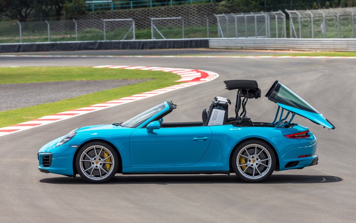 Porsche 911 Carrera Targa