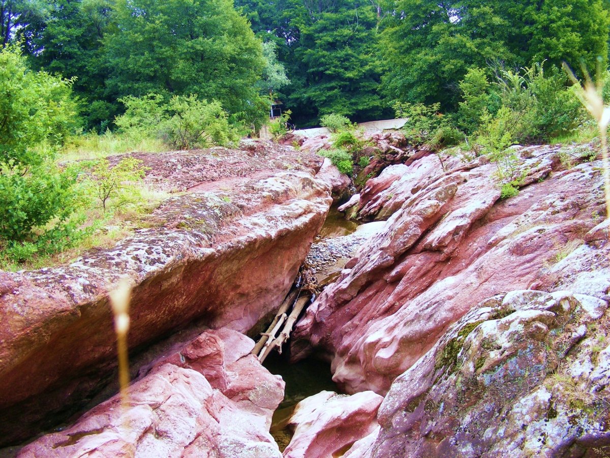 Красное ущелье Геленджик