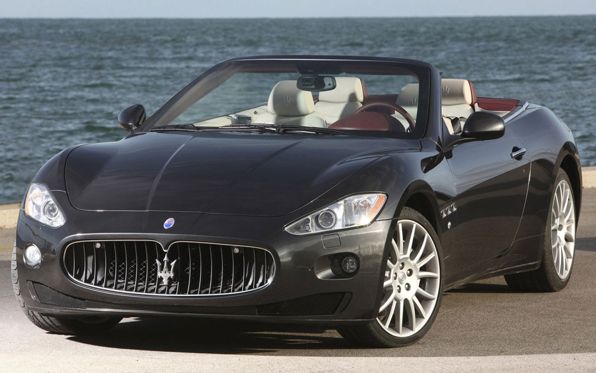 Мазерати GRANCABRIO