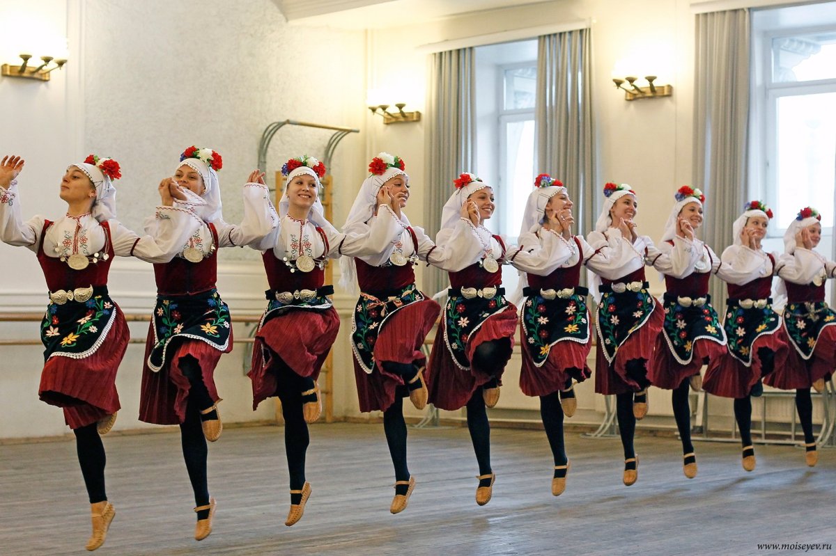 Ансамбль Игоря Моисеева Камиль