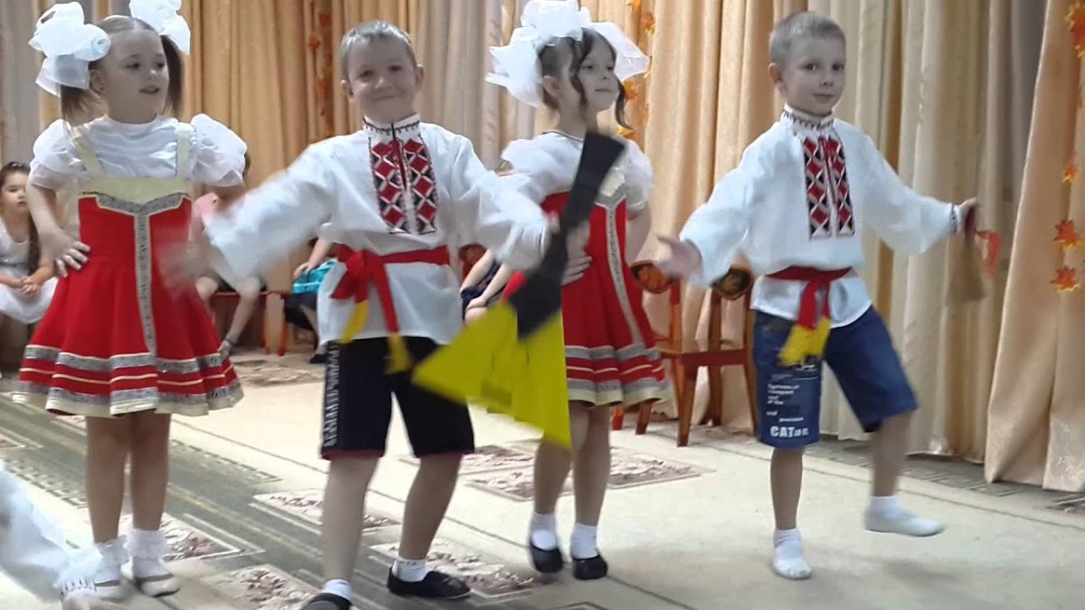 Танцы с балалайкой костюмы