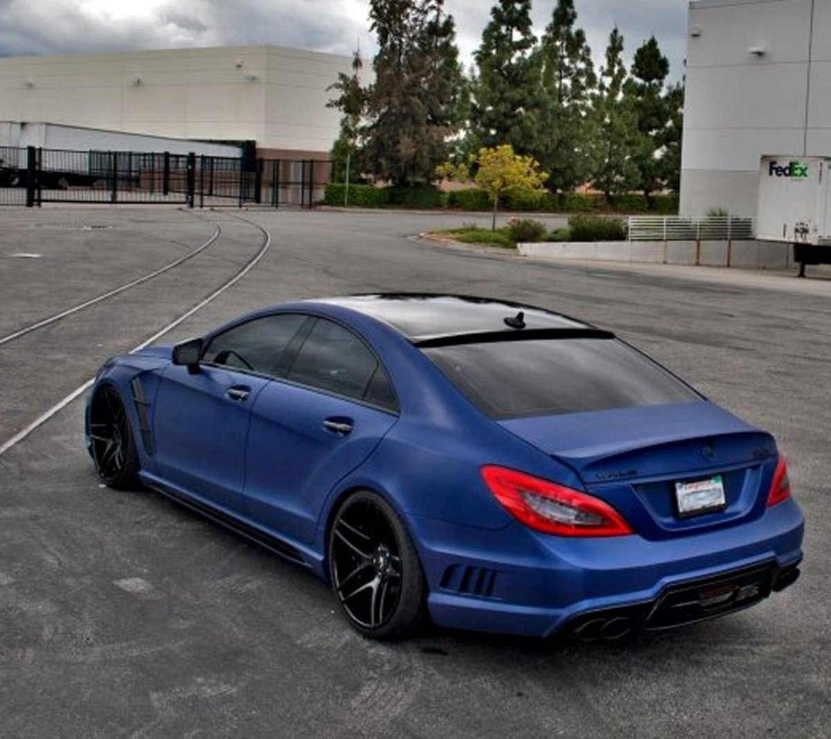 Мерседес CLS e63