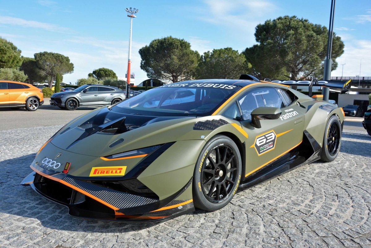 Lamborghini Huracan 2022